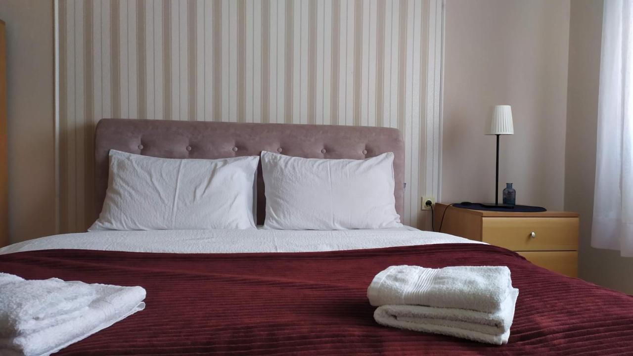 Community Park Apartment Ni Extérieur photo