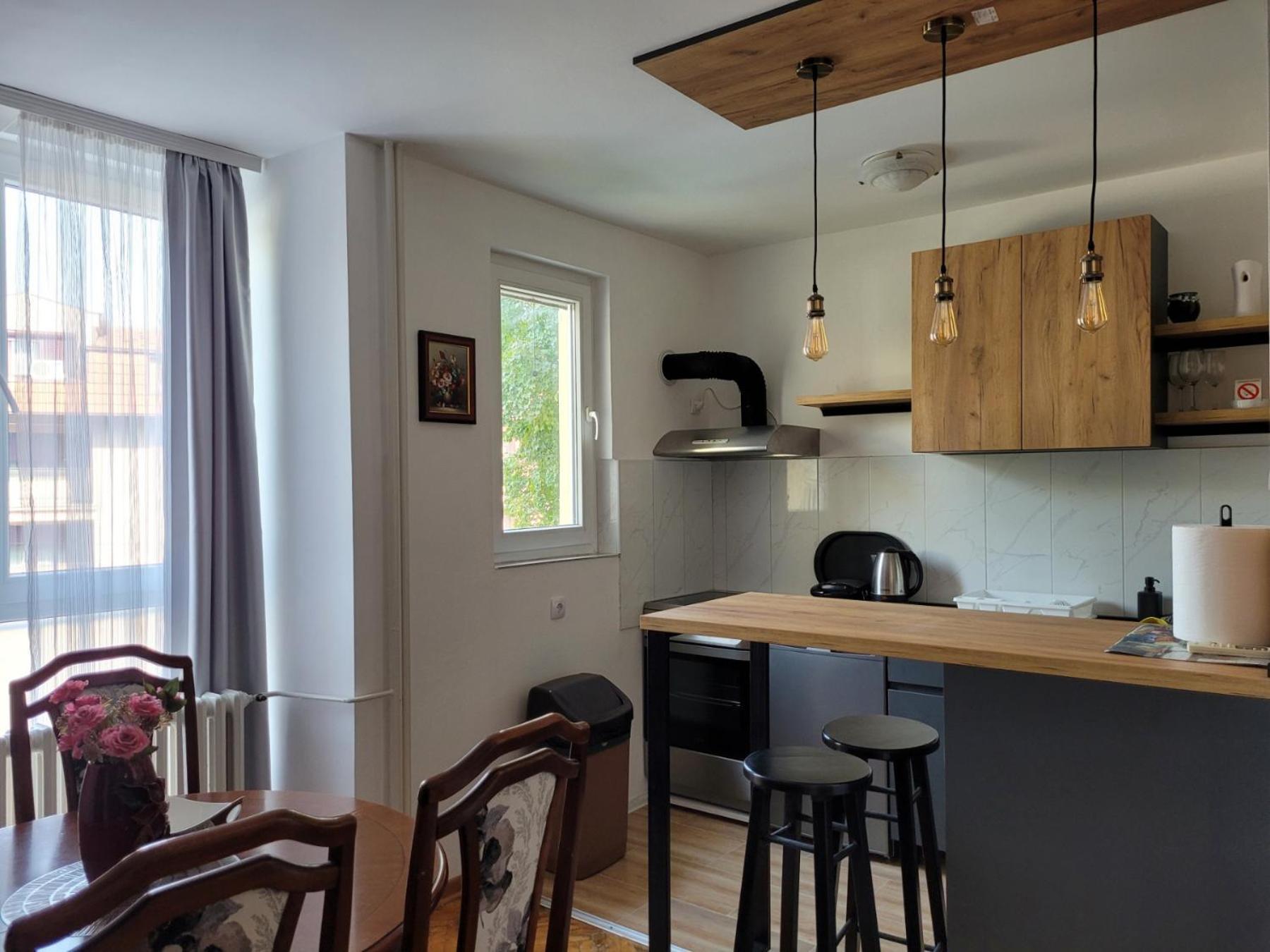 Community Park Apartment Ni Extérieur photo